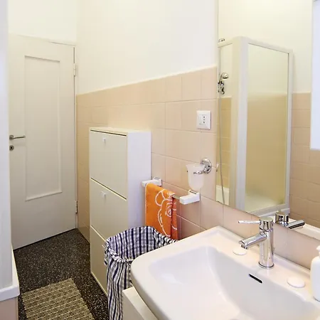 Апартаменты Vecchia Intra - Two-room In The Center For 4 People