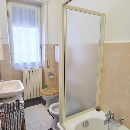 Vecchia Intra - Two-room In The Center For 4 People Апартаменты *