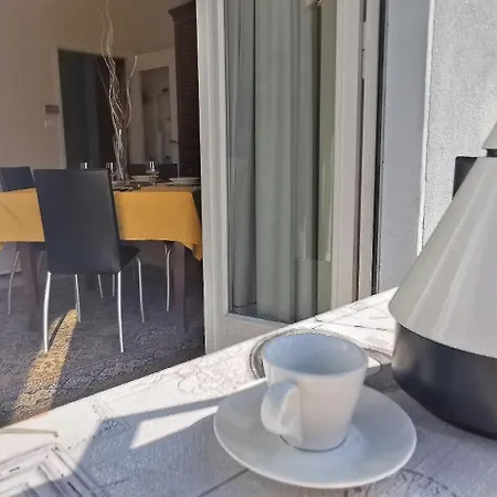 Vecchia Intra - Two-room In The Center For 4 People * Βερμπάνια