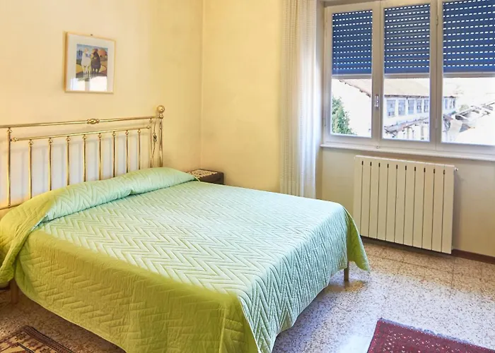 Vecchia Intra - Two-room In The Center For 4 People Lägenhet *